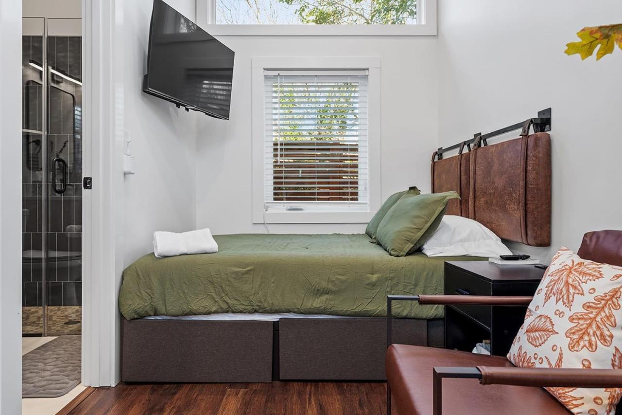 The Acorn - Tiny House In Historic Oakwood Villa Raleigh Dış mekan fotoğraf