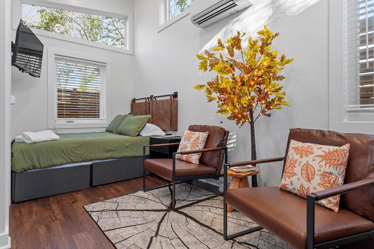 The Acorn - Tiny House In Historic Oakwood Villa Raleigh Dış mekan fotoğraf