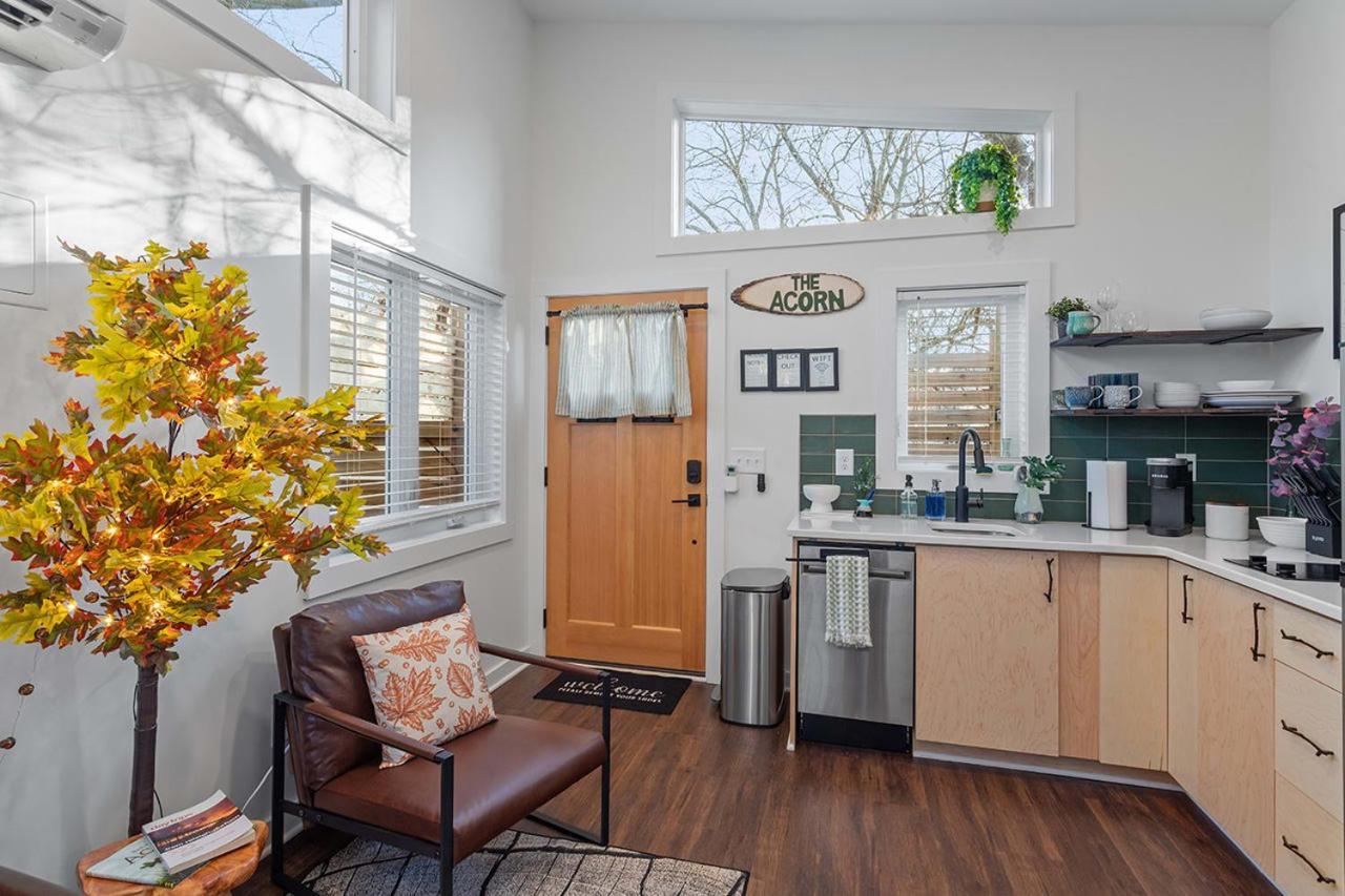 The Acorn - Tiny House In Historic Oakwood Villa Raleigh Dış mekan fotoğraf